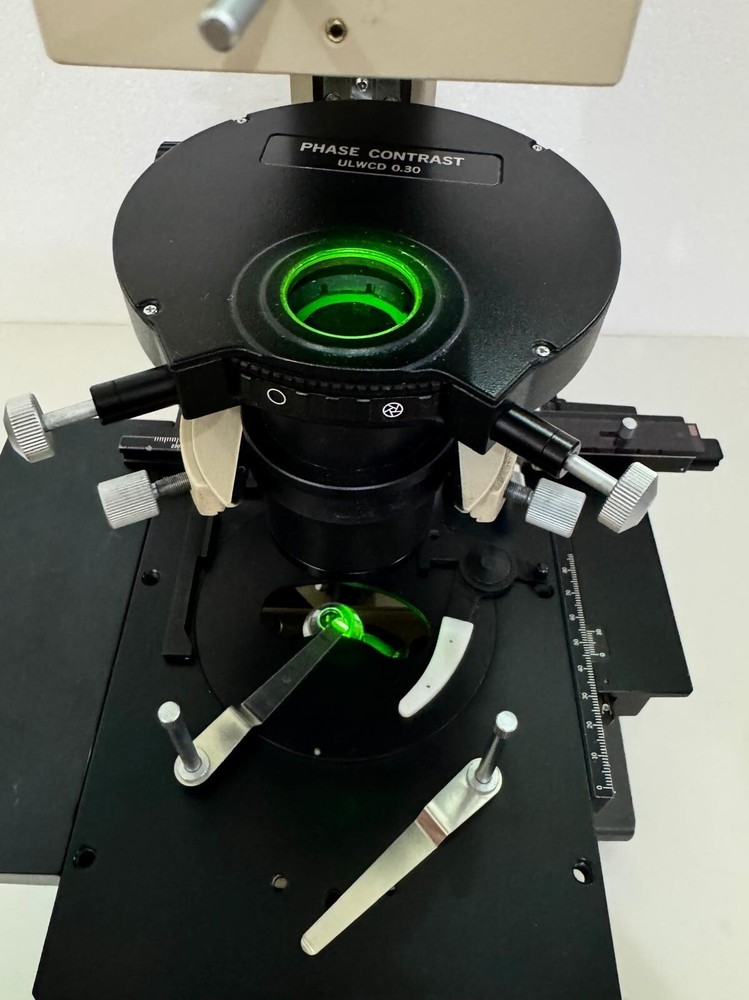 Olympus IMT-2 Inverted Fluorescence Microscope w/ LWD CDPlan & SPlan Objectives