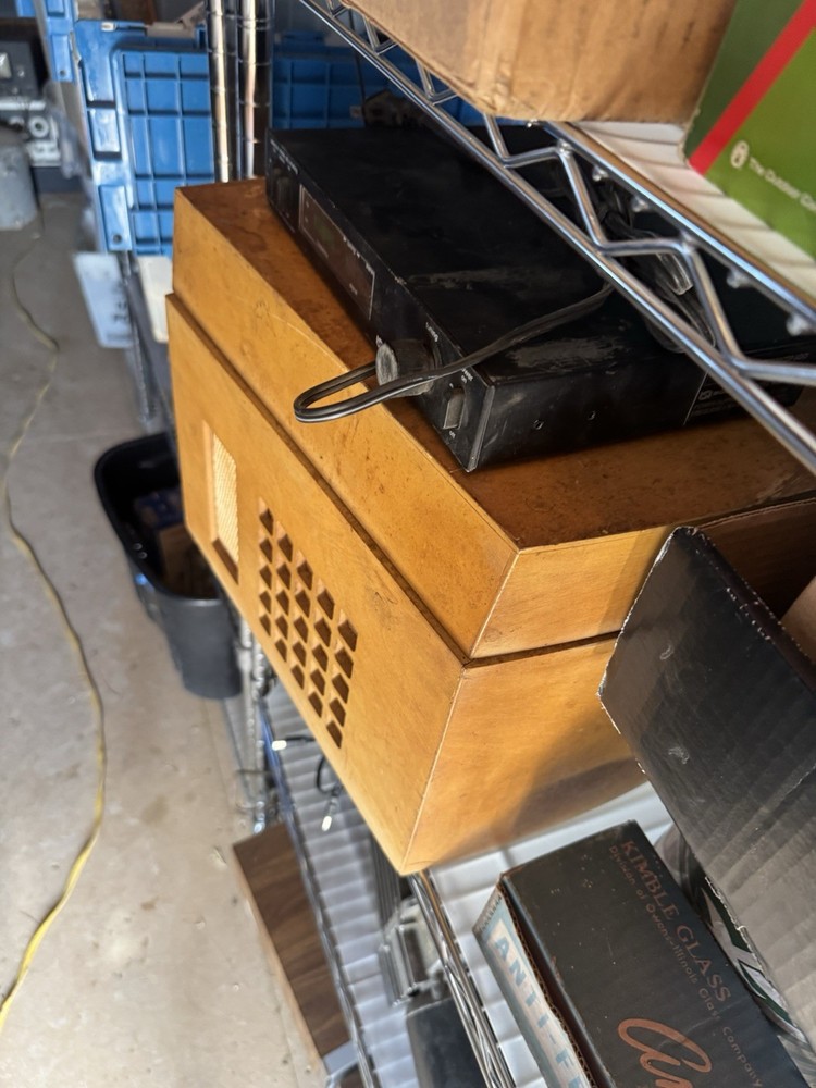 Bogen TP-100A Digital Tuner Powers On