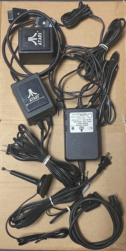 Atari 800XL Keyboard + 1050 Drive + 1027 Printer Untested (see Description)