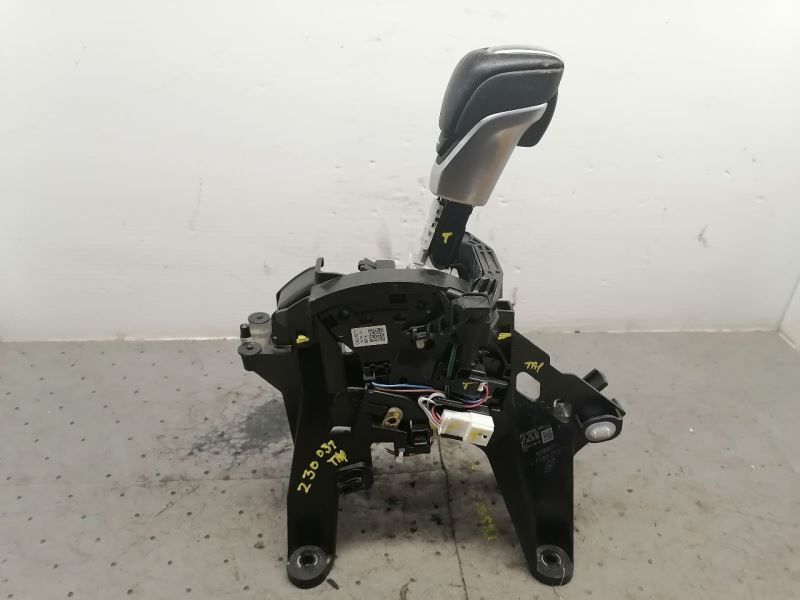 2019 ALTIMA Automatic Transmission Shifter 1062583