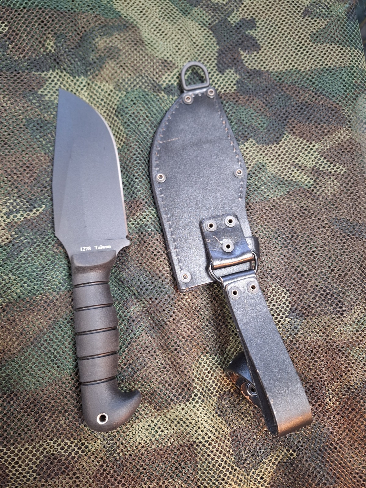 KA-BAR 1278 Heavy-Duty Warthog Fixed Knife 12.25" Warthog SK5 Blade, Black TPR