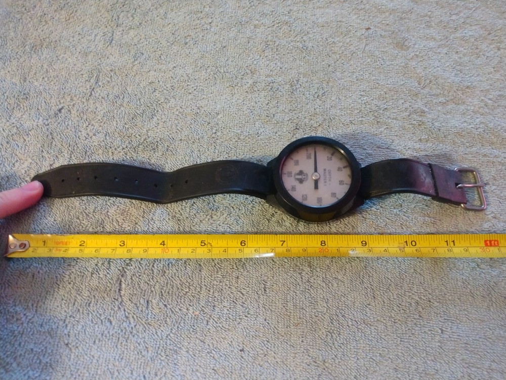 VTG Aqua Lung Depth Master I Depth Gauge