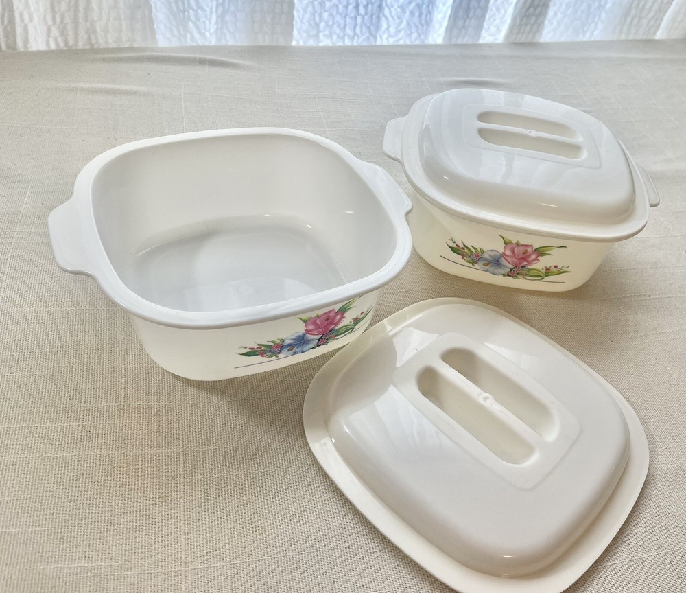Square Serving Bowls With Lids- Lotus Pattern.