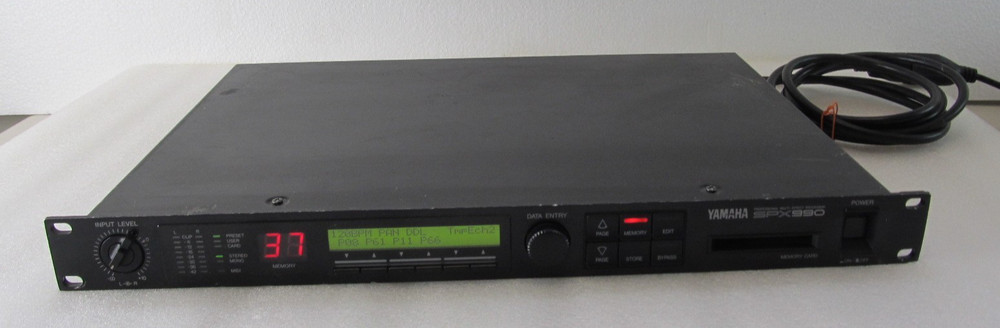 Yamaha SPX990 Professional Multi-Effect Processor Rack Mountable