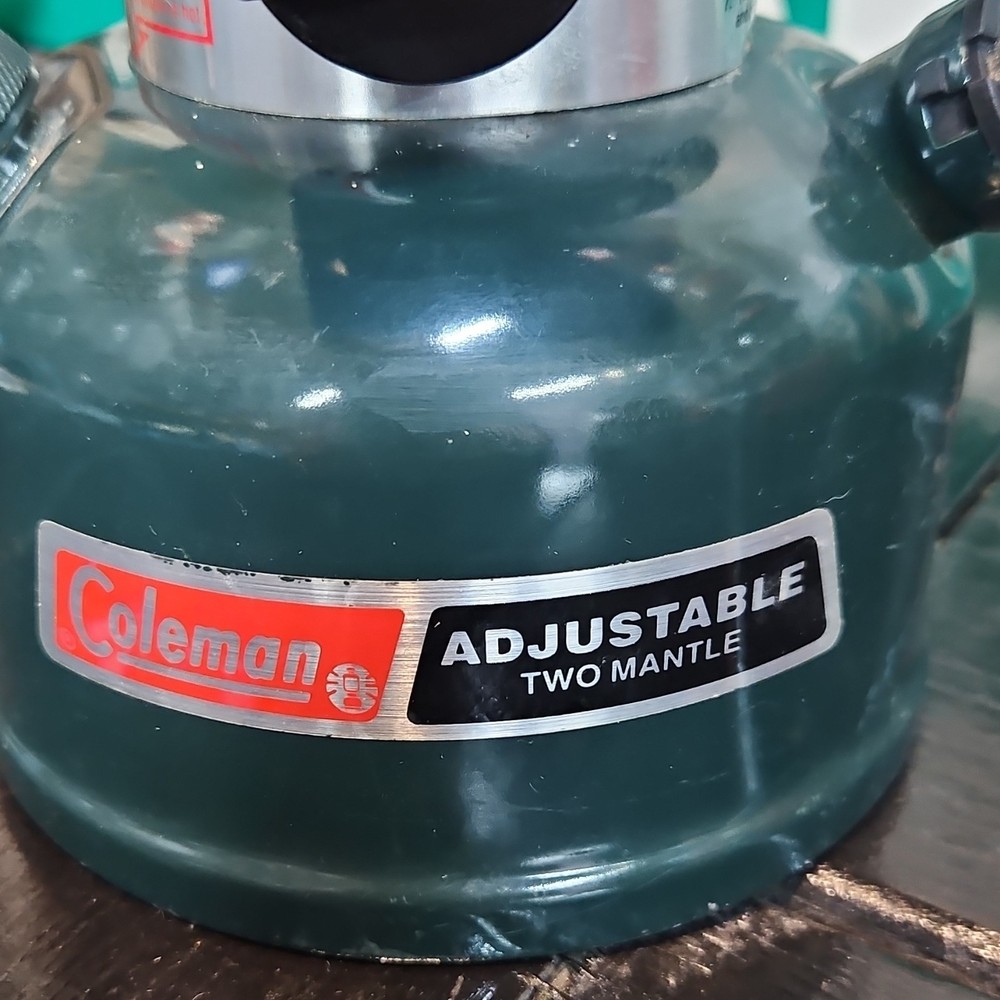 Coleman Adjustable Two Mantle Lantern