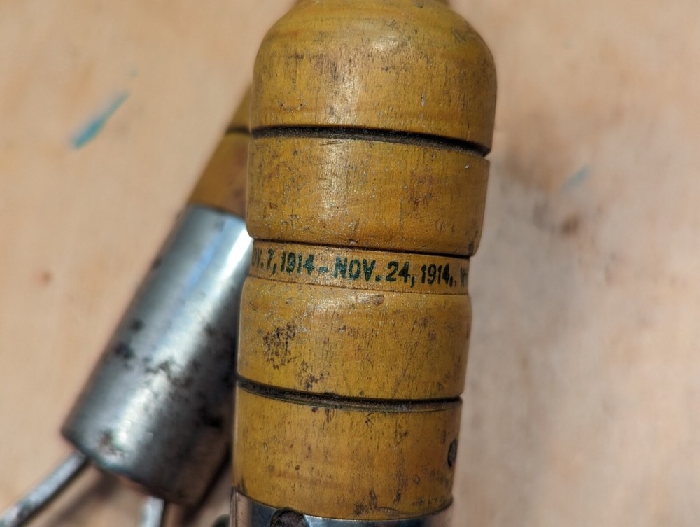 2 x WISEMAN Automatic Tack Puller Pat Nov 1914