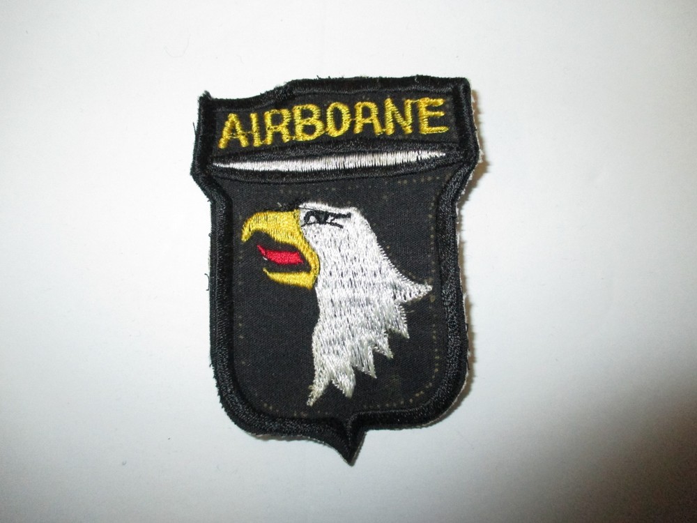 b0627 Vietnam 101st Airborne patch colored IR39B