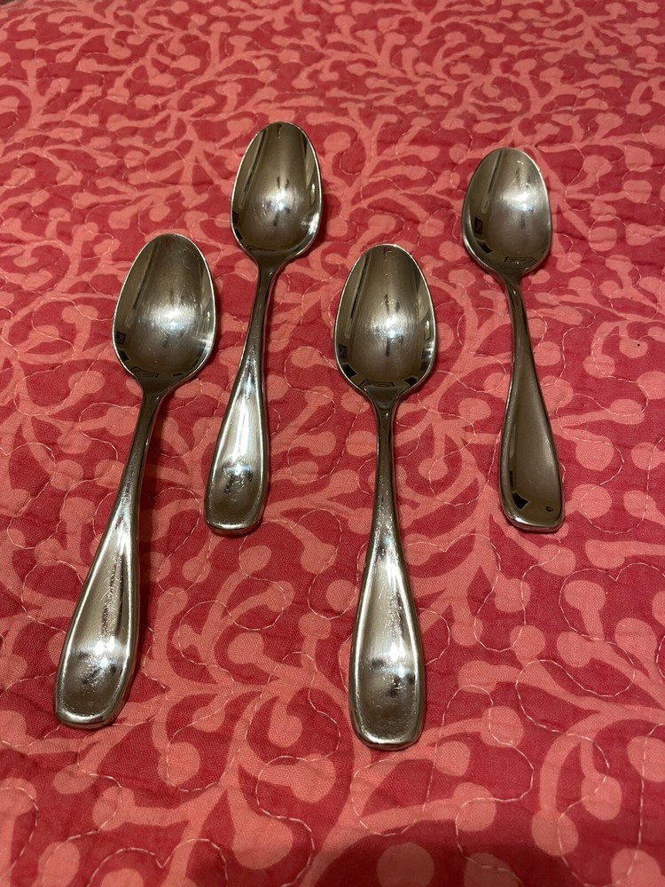 4 Oneida VOSS Stainless Concave Glossy Teaspoons 6 1/4”