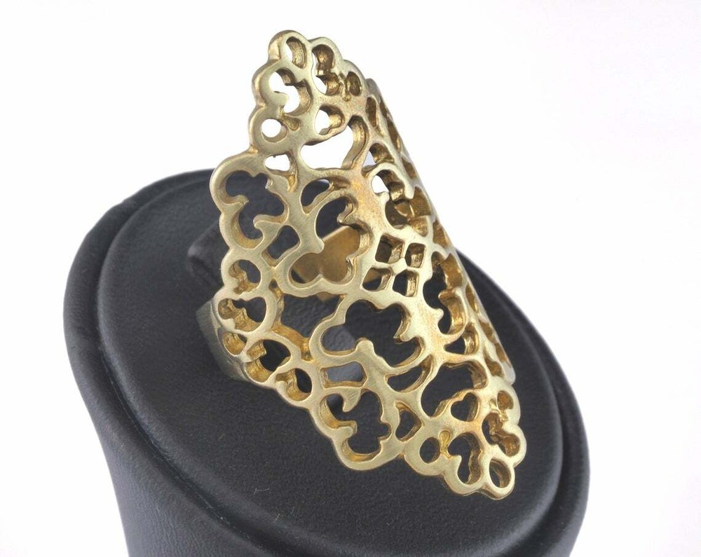 Filigree Adjustable Ring Raw brass (19mm 9US inner size - Adjustable ) OZ2661