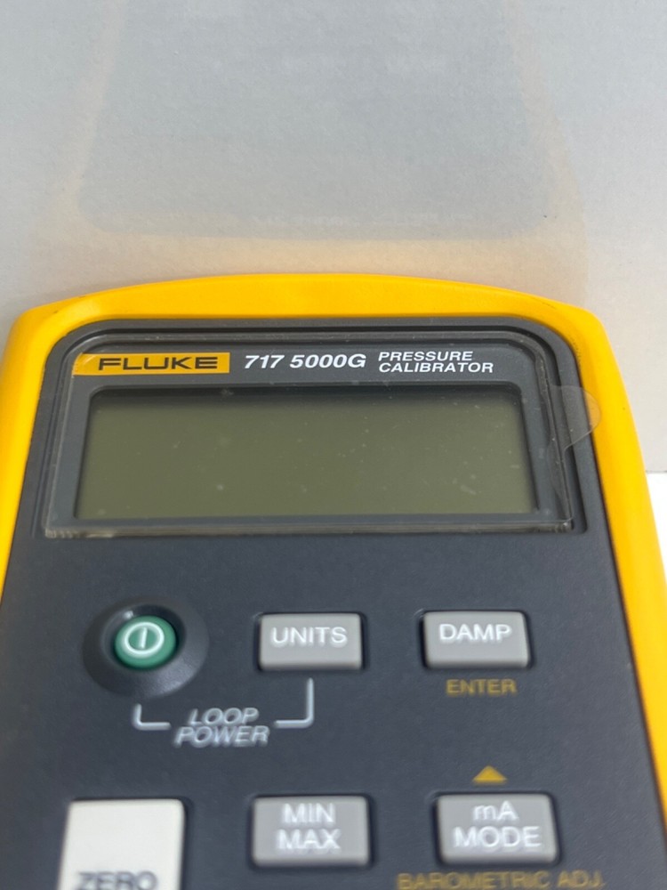 Fluke 717-5000G Pressure Calibrator