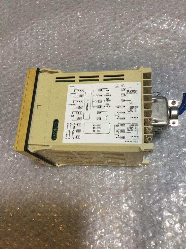 Shimaden SR253-2P-N-10600100 Temperature controller 100-240Vac