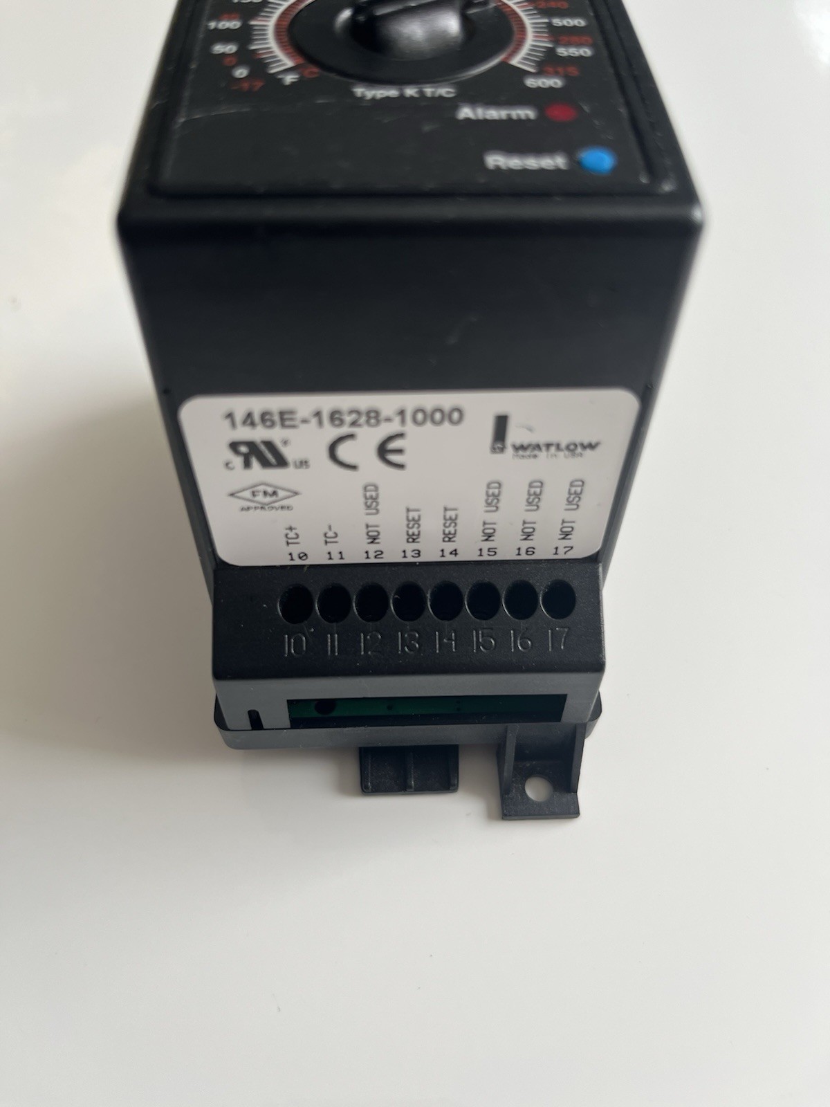 Watlow 146E-1628-1000 Temperature Controller Type K Thermocouple 0-600°F 120VAC