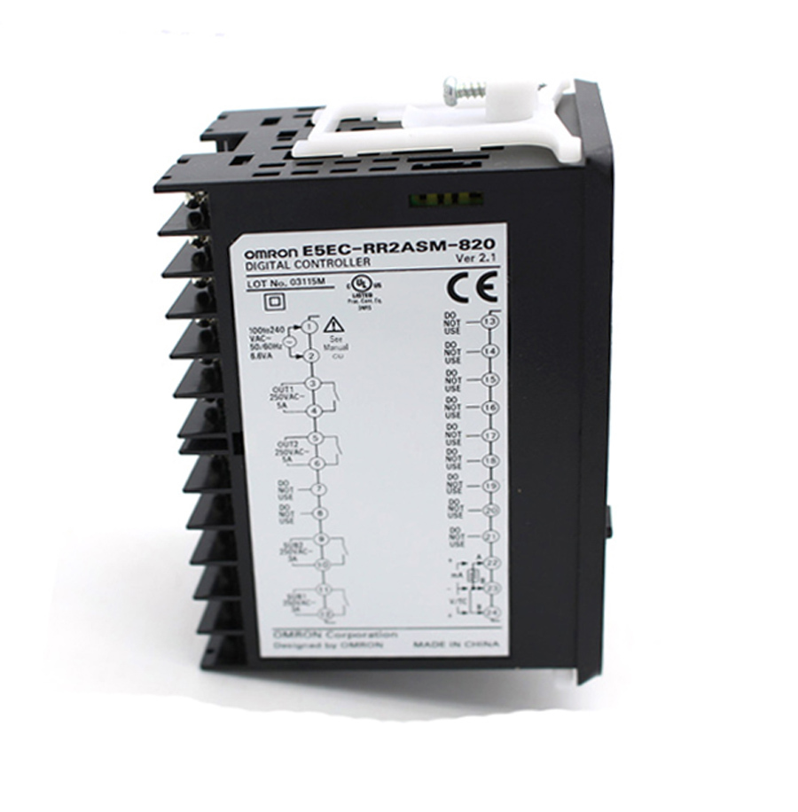 Temperature Controller E5EC-RR2ASM-820 100-240VAC New #