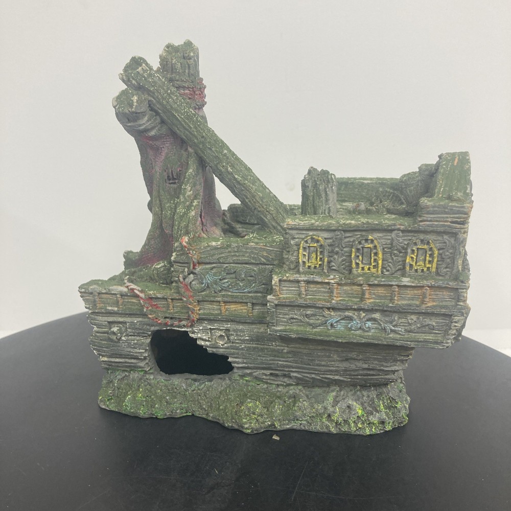 Imagitarium Shipwreck Back Aquarium Large B18