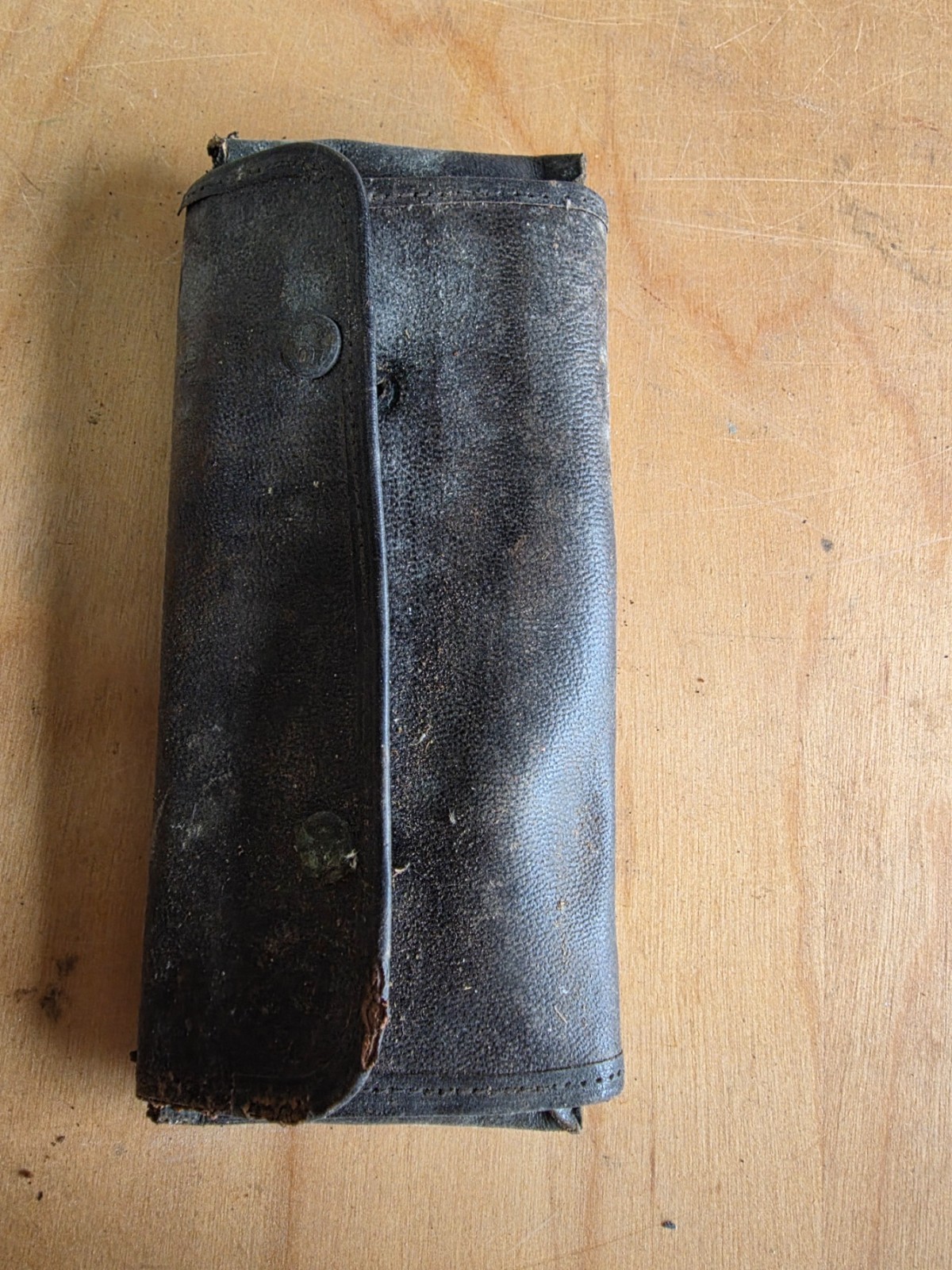 ANTIQUE SURGICAL INSTRUMENTS IN ORIGINAL LEATHER CASE J.F. Hartz Co???