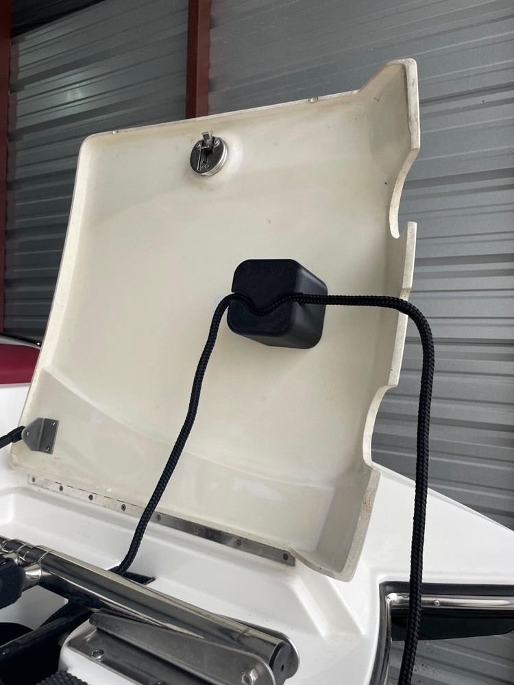 Mastercraft X25, Ladder Hatch Anchor Locker Door Support