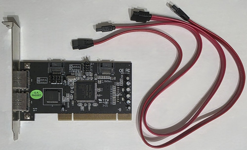 Bundle: Silicon Image SATALink S-ATA Controller (Sil3112ACT144) / 2 SATA Cables