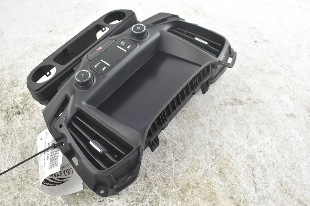 2020 GMC Terrain Control Panel Screen 8 Used, Reprogramming Needed