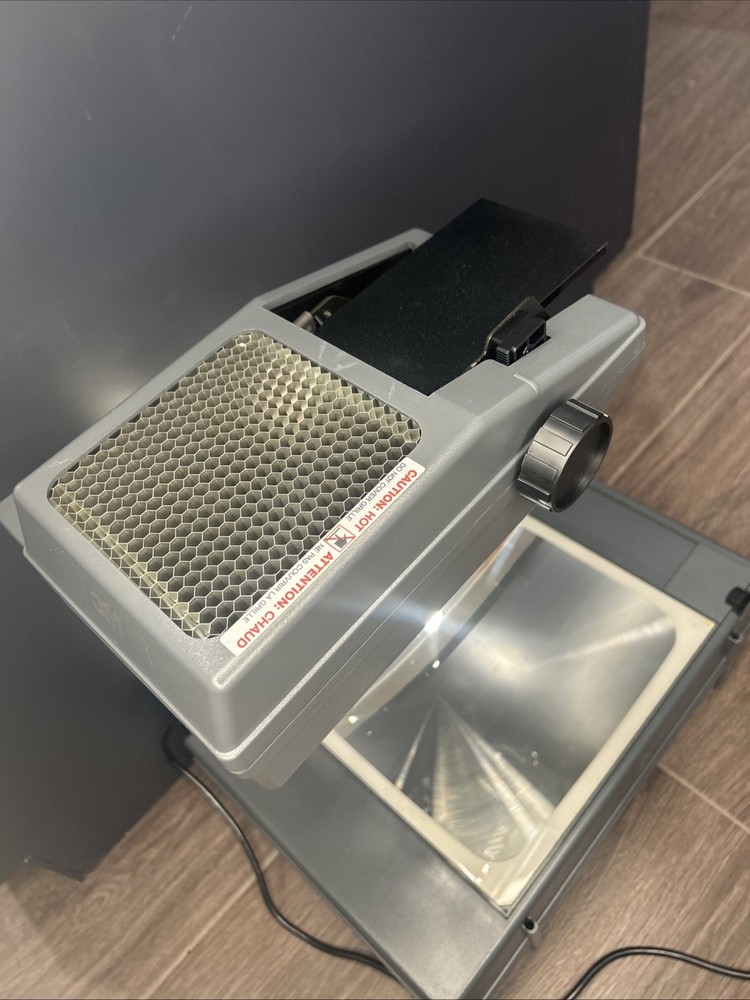 3M 2000 Overhead Projector Portable Briefcase Model