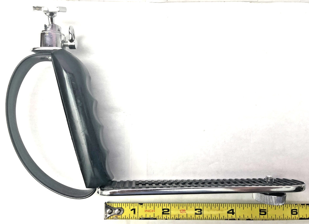 Camera Extension grip with MIC / Strobe Accessory mount, very sturdy
