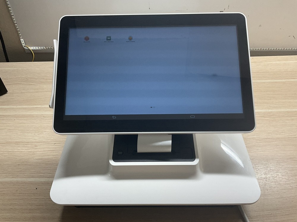 ELO PayPoint E346732 POS System/missing Drawer/ JUA429