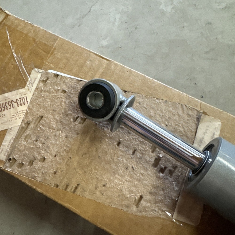 OE Replacement Black Stabilizer