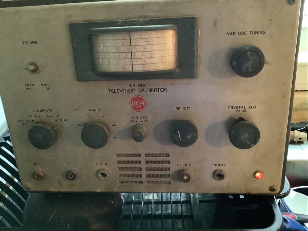 RCA Type WR-39B Television Calibrator Powers On But Untested