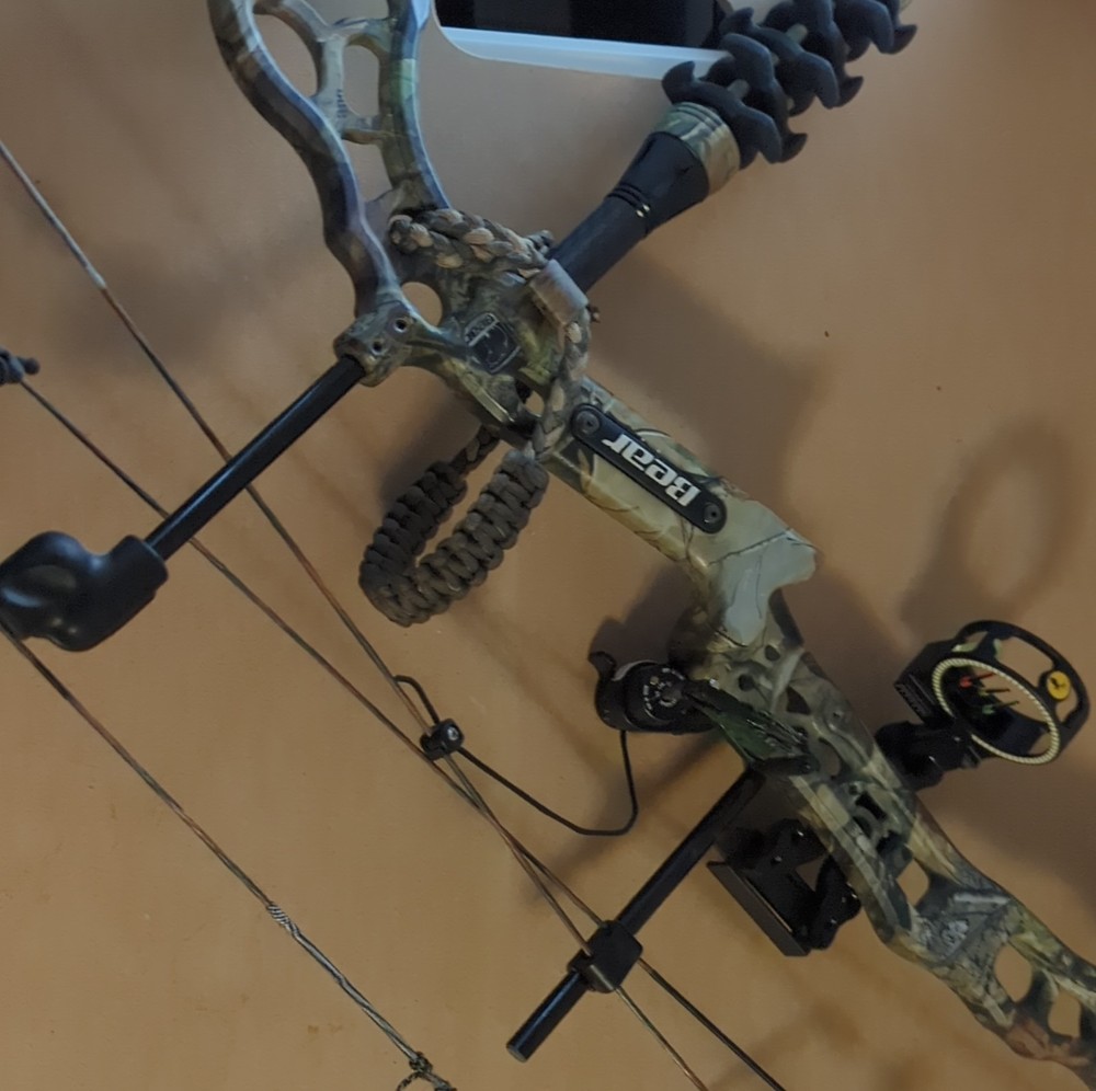 Bear Archery Attitude Compound Bow with Apache Stabilizer Trophy Ridge Sight