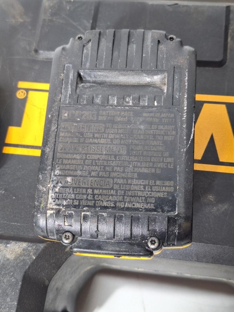 DEWALT DCF885 (P15019023)