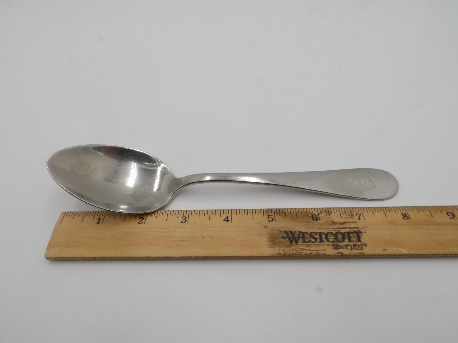 Vintage WW2 Mess Hall Spoon Stainless USA-MD Military Issue Modernaire 8 1/4 In