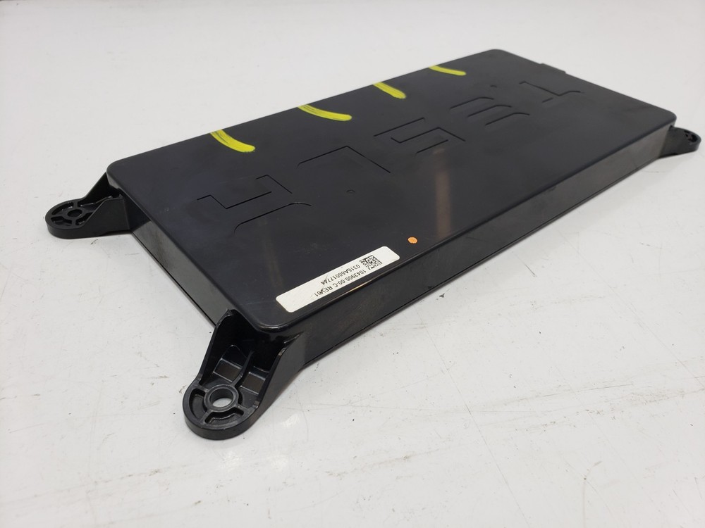 ✅ 2016-2020 OEM Tesla Model X Rear Chassis Body Control Module BCM Computer