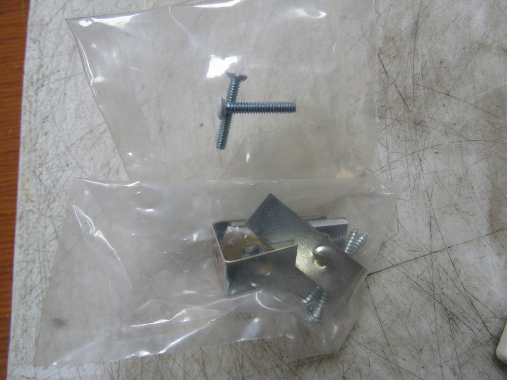 💥NEW JOHNSON CONTROLS WALL MOUNT TEMPERATURE CONTROLLER TE-67NP-2B00