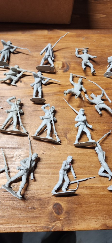 55 Marx Confederate Figures