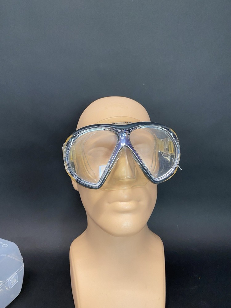 Atomic Aquatics SubFrame Scuba Diving Mask with Case Medium Clear E2