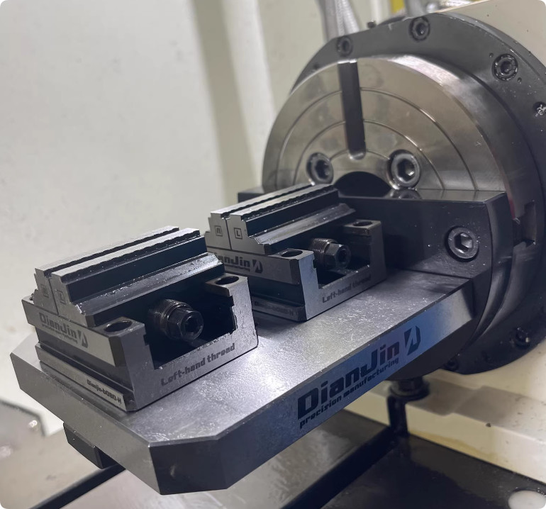 Four and Five-axis Fixture Self-centering Vise Zero-point Quick-change Four-axis
