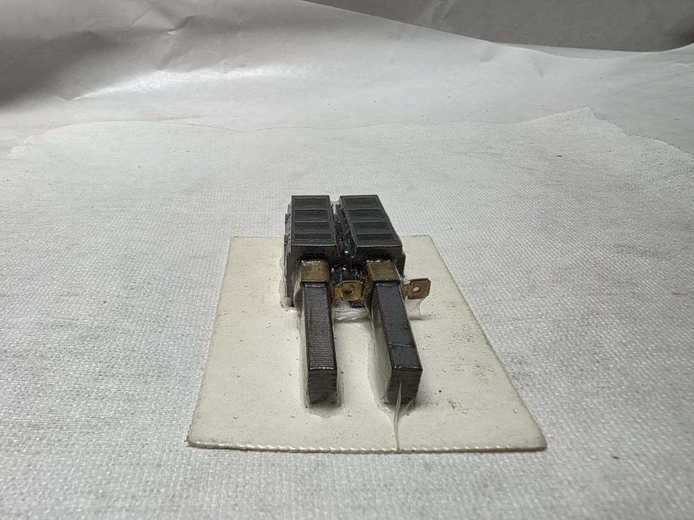 83341554 2xB23 Motor Brush Set