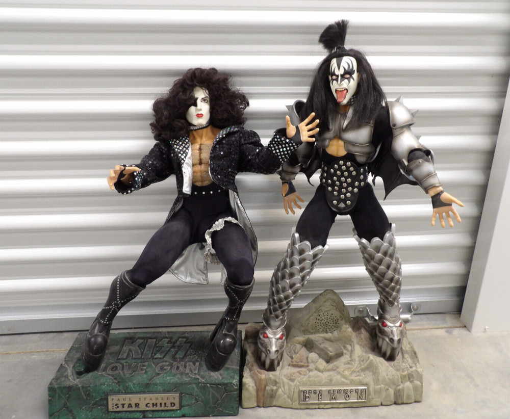 KISS: PAUL AND GENE : Large Figures- Loose- Used