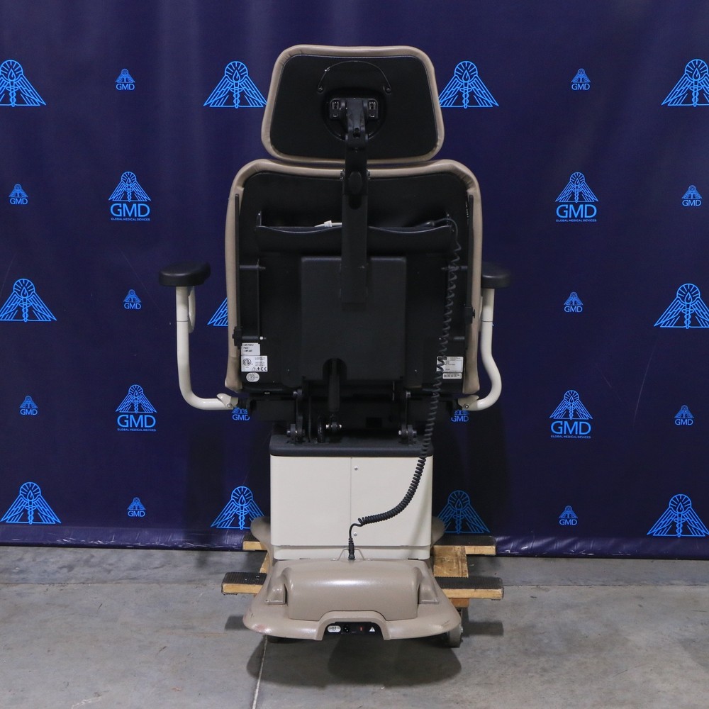 Midmark Ritter Model 230 Examination Table