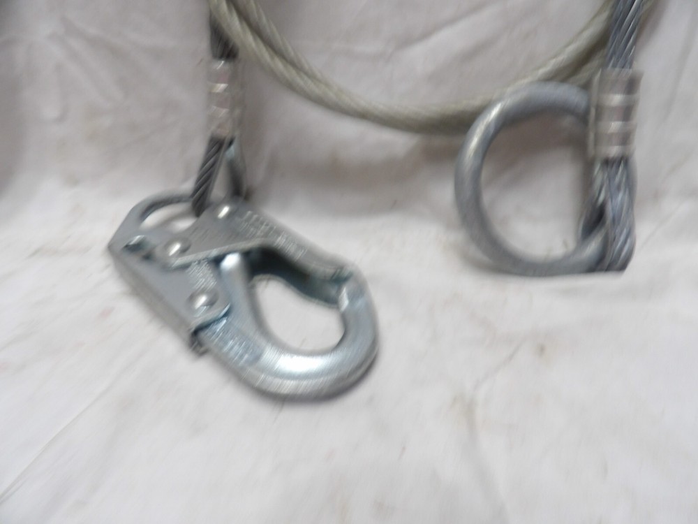 6 Ft. Vinyl Cable Anchorage Connector