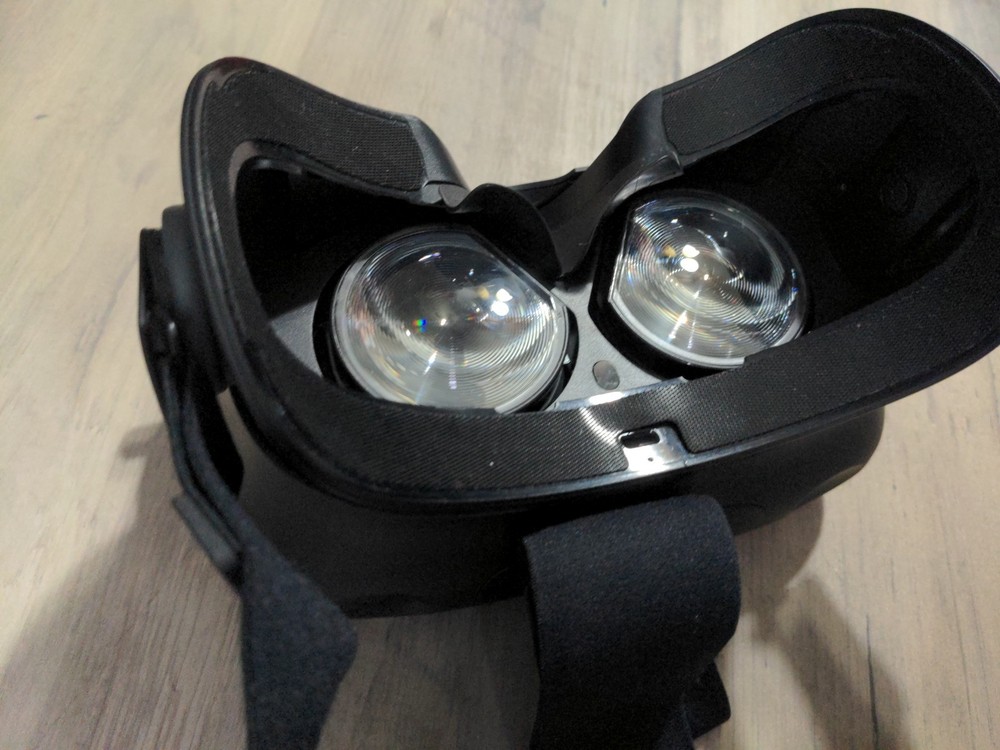 HTC Vive Virtual Reality VR Headset Only - No Cords - Headset Replacement ONLY