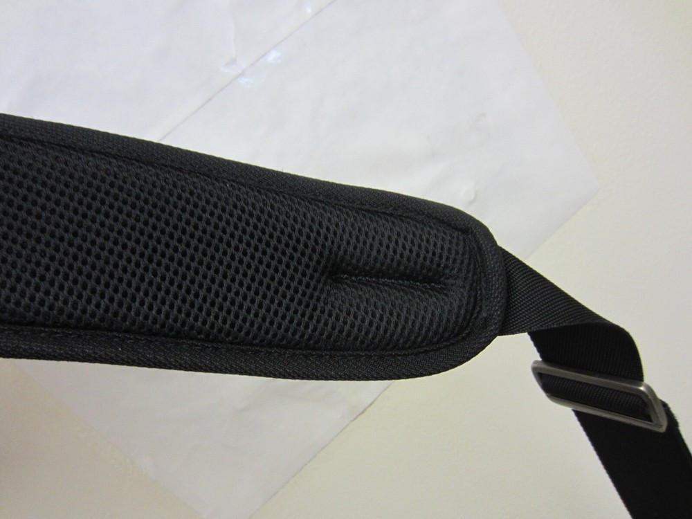 Briggs & Riley Replacement Shoulder Strap Nylon Padded With Quick Snap base