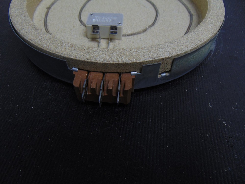 GE Range PB920DT1BB Warmer Zone Surface Element WB30T10124