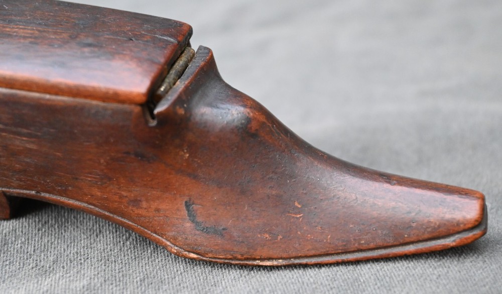 Antique 19th century treen shoe snuffbox