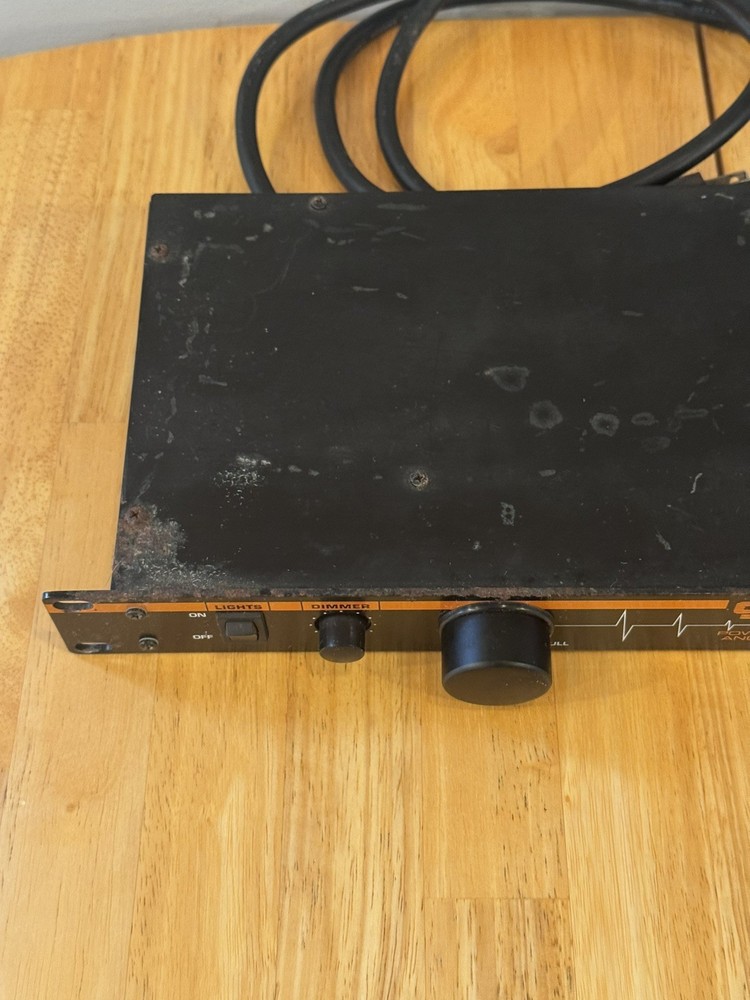 Gemini PL-90 Rack Mount Power Conditioner and Light Module (Outlets do not work)