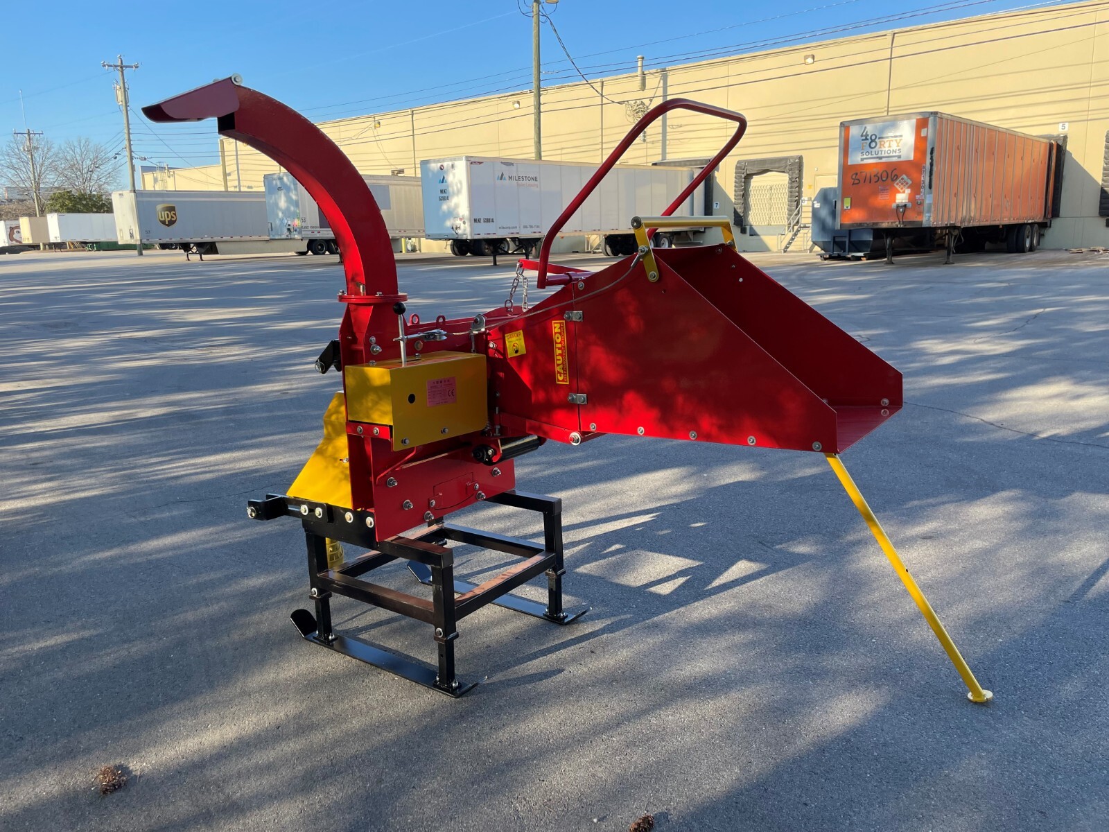 Jinma 8" Wood Chipper / Auto Feed / 3 Point mount / PTO Driven