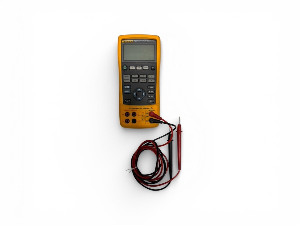 FLUKE 724 PROCESS AND TEMPERATURE CALIBRATOR