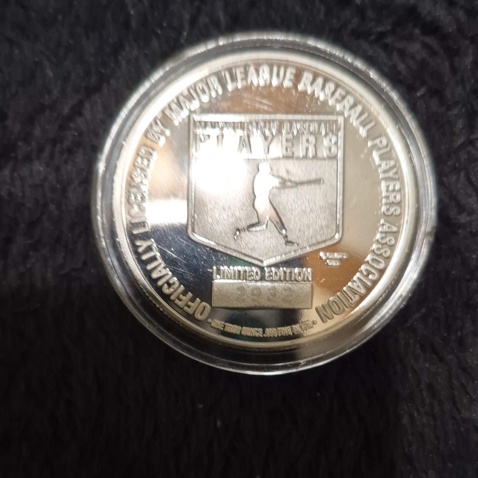 Highland Mint Chipper Jones .999 Fine Silver Coin Serial#2932