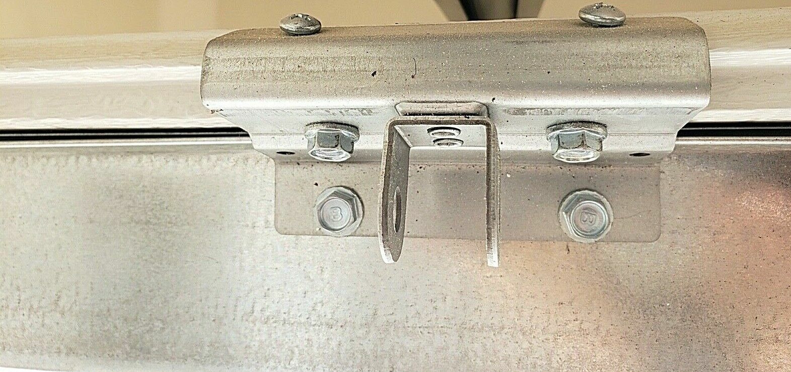 Garage Door Opener Trolley Arm Attachment Bracket 320787 322984 Wayne Dalton