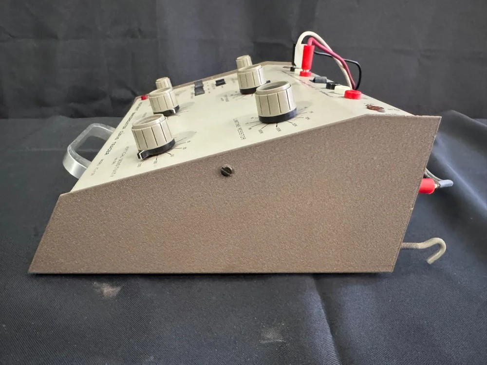 Heathkit IT-1121 Semiconductor Curve Tracer