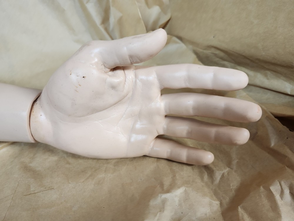 Laerdal Male IV Arm Training BP